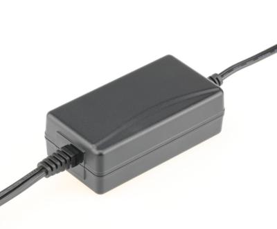 Κίνα High Efficiency 1.5m Cable Desktop Power Adapter Short Circuit Protection προς πώληση