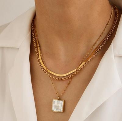 China Waterproof / Non Tarnish Snake Shell Rectangle Tasty Chain Stackable Rolo Necklace While White Layered Necklace For Women for sale