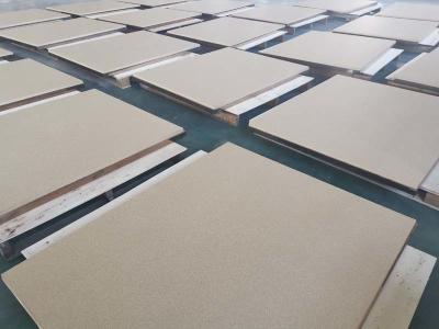 China Durable Fireproof Vermiculite Boards Lightweight Refractory Insulation Board for sale