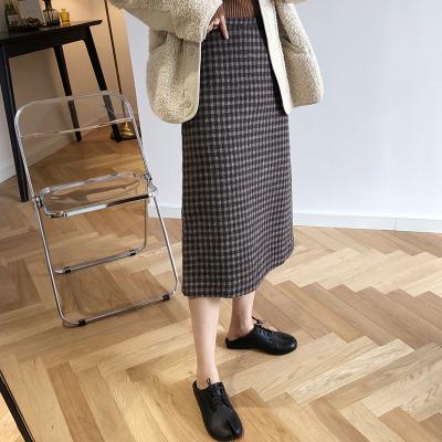 China Anti-Static Women's Casual Plaid Check Straight Skirts Ladies Autumn Winter Tweed Plaid Midi Pencil Skirts for sale