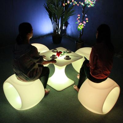 China Modern Plastic Bar Table PE LED Sofa Furniture / Nightclub Plastic Sofa Set Glow Led Sofa Chair for sale