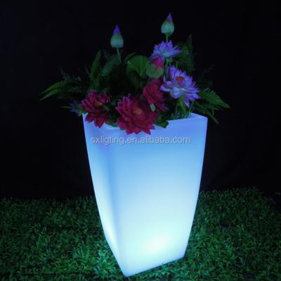 China High Floor Eco-friendly Home Large Vase Decorative Garden Pot Flower LED Pots For Hotel Restaurant Wedding Party for sale