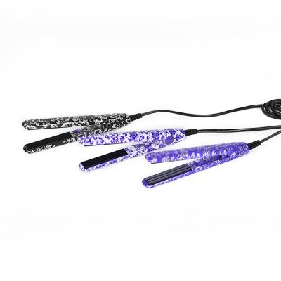 China 2021 Mini Hair Iron M-202 Commercial Super Portable Hair Straightener Travel Flat Iron for sale