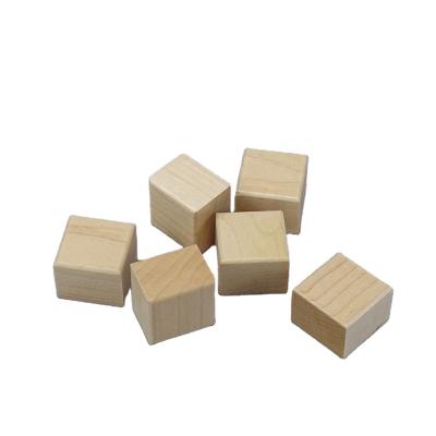 China USA Hardwood Square Bold Blocks Unfinished Number Cubes Wooden Small Jigsaw Making Blocks For Crafts for sale