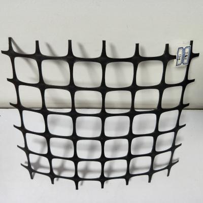 China Contemporary Plastic PP Geomalla Biaxial Plastic Geogrid 20kn/m Biaxial Extrude Geogrid Wall Grid for sale