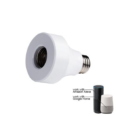 China Smart WiFi Light Bulb Socket E26 E27 Socket Wireless Light Adapter Factory Direct Selling Tuya Smart Life App Connector Remote Control for sale