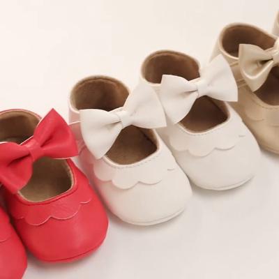 China Soft Unique Newborn Baby Bow-knot Spring Toddler Shoes Girl Anti-skid Princess Shoes for sale