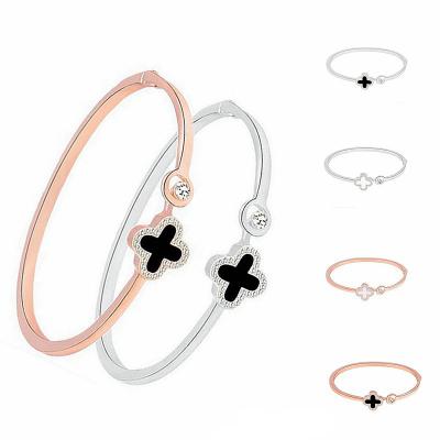 China TRENDY Lucky Four Leaf Clover Bangle Fashion Glitzy Rose Gold Diamond Bangle for sale