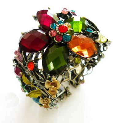 China Flower Crystal Thick Filigree Cuff Vintage Crystal Bracelet Brass Plated Bracelet for sale