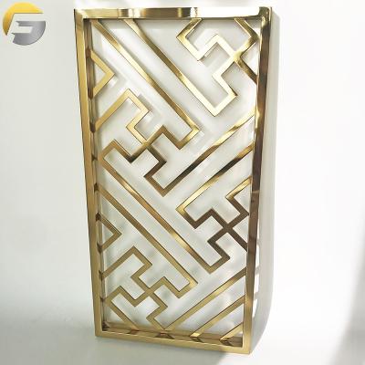 China WL333 Europe Home and Hotel Interior Decorative Tube Full Welding Highly Polished Gold Mirror Stainless Steel Room Metal Partitions for sale