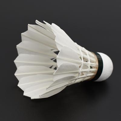 China Trainning PUFF Custom W-6 Duck Feather Badminton Shuttlecock With High Precision for sale