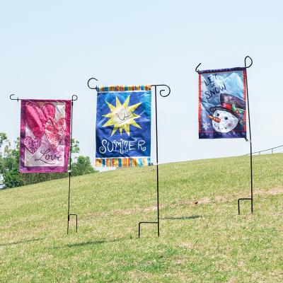 China Wholesale 93*42mm Iron Garden Hanging Flag Pole Custom Design Garden Flag Banner for sale