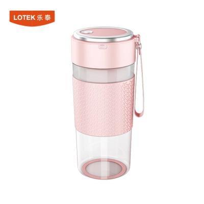 China Eco-friendly Travel Mini Juice Bottle 300ml OEM USB Rechargeable Portable Blender for sale