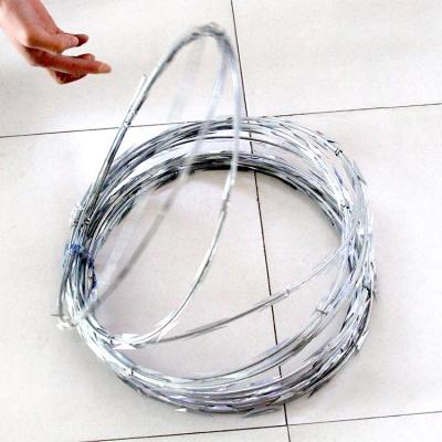 China Custom Cheap Galvanized Spiral Barbed Wire Fence Security Razor Barbed Wire for sale