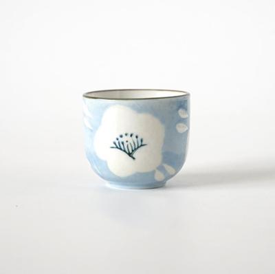 China Disposable Japanese style ceramic household small cups, 50ml sake and white wine cups for sale