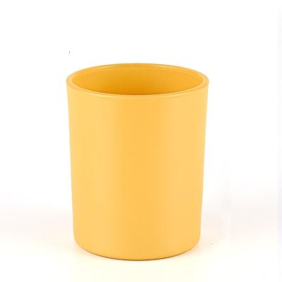 China Multi-scenario Hot New Product Matte Glass Candle Jars Luxury Yellow Glass Candle Jars Jars Glass for sale