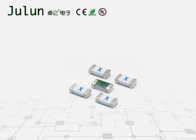 Cina 440 serie di alta di afflusso 1206 di SMD del fusibile ceramico del fusibile 125v 4a protezione della corrente in vendita