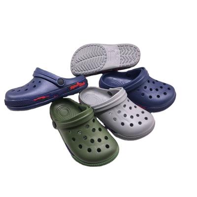 China 2021 Popular New Design Anti-slippery Flat Sandals Servo Shoes Sports Women Clogs Slippers Slip On Garden Men Clogs for sale