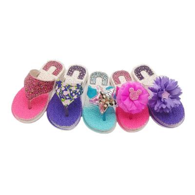 China New Arrival Anti-odor Decorations Flip Flop Slippers Stylish Comfortable Outdoor Girl Children for sale