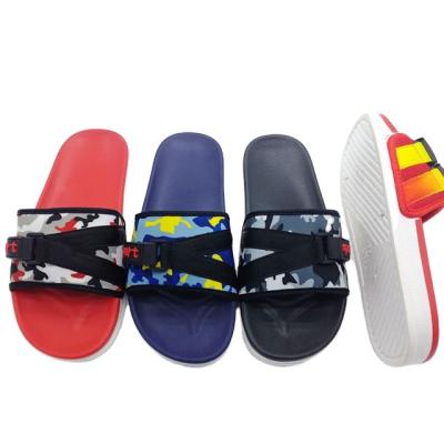 China New Summer Outdoor Men's Slippers Anti-slippery Fashion Indoor Bathroom Non-slip PVC Slippers for sale