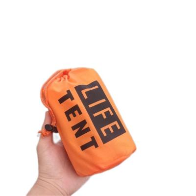 China Outdoor Emergency PE Tent Orange Cloth Bag Extended Type Disposable Tent for sale