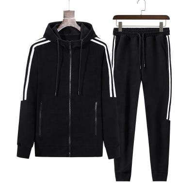 China Warm Design Mens Breathable Sports Suit Windproof Nylon Fabric Plus Size Outdoor Use Sweatwear For Winter for sale