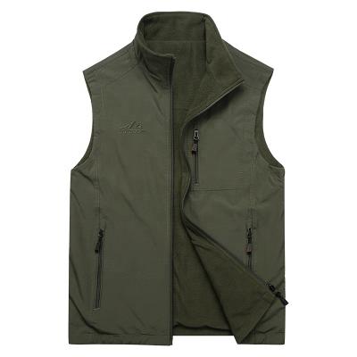 China Custom Made Casual Sustainable Sleeveless Winter Fleece Vest Fleece Outdoor Camping Jacket For Men for sale