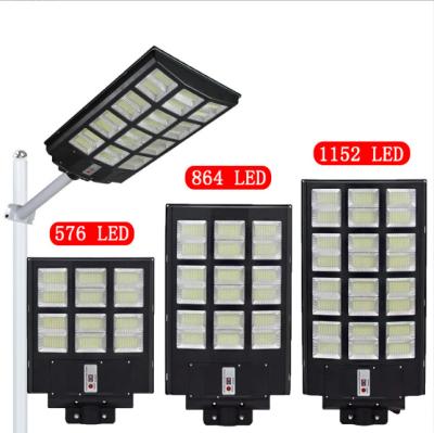 China HIGH QUALITY Newdesign 600w 800w Price ABS Panel Outdoor Waterproof Power Led Solar Street Light 1000 watt for sale