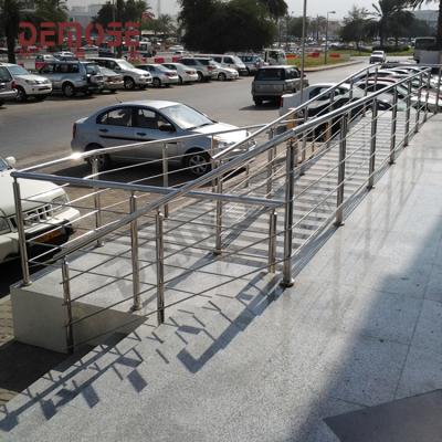 China Modern Strong Stainless Steel Rod Cable Railings Wall Mounted Balcony Railing System for sale