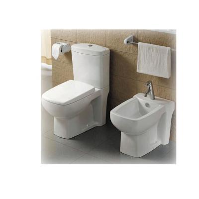 China Double-flow 015 Design Square Bathroom Toilet Closet Two Piece Coupled Type for sale