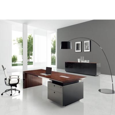 China Company Wooden Furniture Solution Classical Executive Desk Luxury Office Desk for sale