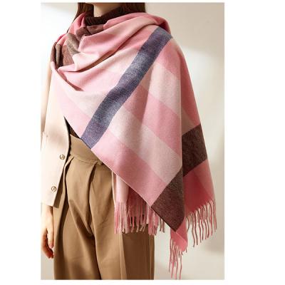 China 2021 warm designer scarf wholesale soft smooth luxury pashmina scarves for women grid cashmere winter plaid grid other scarves and shawls for sale