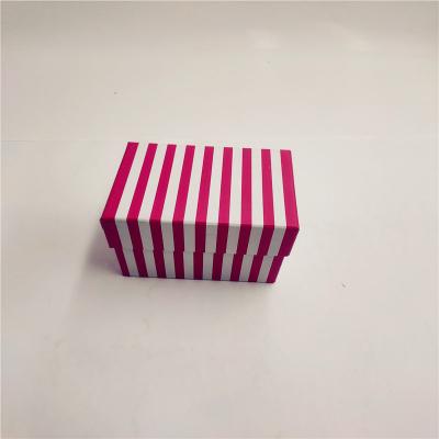 China Recycled Materials Wholesale Custom Logo Printed Candle Paper Gift Packaging Box for sale