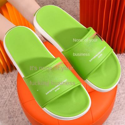 China Outdoor men's fashion personality casual clogs anti-skid summer slippers 2021 new sports wear-resistant non-slip slippers for sale