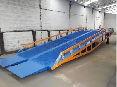 China Adjustable Mobile Loading Dock Ramp With 6-12 Meters Travel Speed / Anti Slip Mesh For Safe Loading for sale