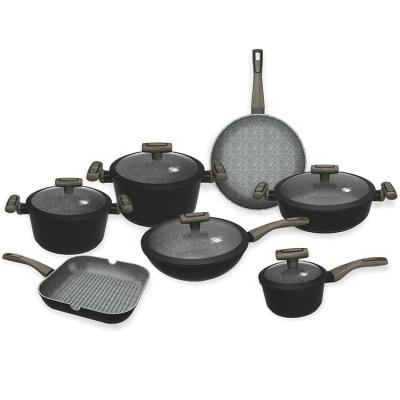 China Sustainable Eco-friendly Cookin 12 Pcs Aluminum Non Stick Pan Kitchen Ware Cookware Set With Lid for sale