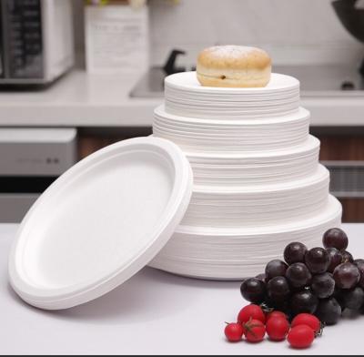 China Composable Disposable 100% Biodegradable Sugar Cane Bagasse Pulp Round Paper Plates for sale