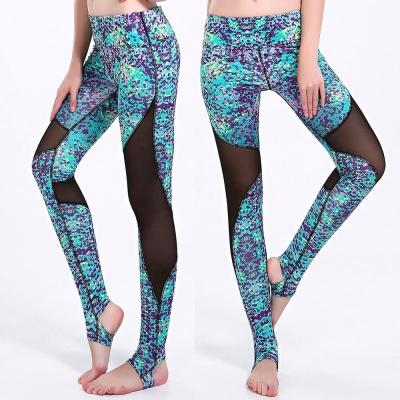 China SAUANN Breathable Fashionable Digital Printing Sportswear Fitness Apparel for sale