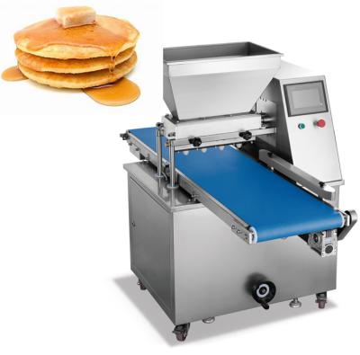 China Snack Factory High Capacity Mini Pancakes Machine Cake Making Machine Cake Depositor Te koop