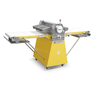 Chine High Efficiency Easy Operation Automatic Continuous Puff Pastry Roller Machine Dough Sheeter Cookies Pastry Machine à vendre