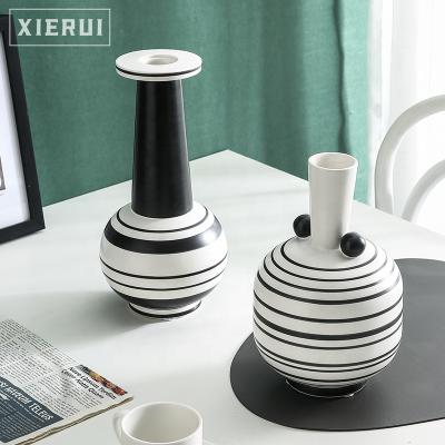 China Simple Hand-painted Striped Ceramic Ornaments Simple Vase Vase Modern Luxury Navia Printing Series Nordic Flower Vase for sale