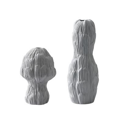 China Minimalist desk table decoration for home craft porcelain sculpture Nordic ceramic luxury vase for home decor for sale