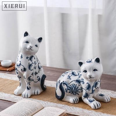 China Creative hand-painted animal ornaments of traditional Chinese antique art ceramic sculpture cat statue for home decor for sale