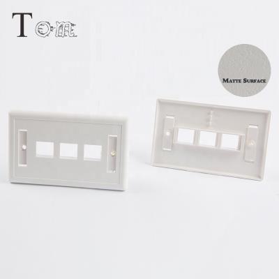 China Networking TOM-FP-US-08 70*115mm USA Type Telecom Communication Faceplate 3 Port Network Wall Plate Rj45 120 Types Electrical Faceplates for sale