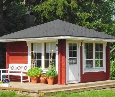 China Traditional Cheap Prefab Garden House / Tiny Garden House Wooden Garden Office With Big Window for sale