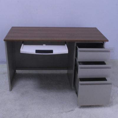 China Convertible Furniture Metal Design Office Factory Steel Computer Desk With Wood Table Top for sale