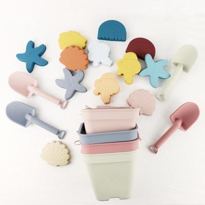 Chine Sable d'enfants de Toy Bucket Set Beach Toy de bébé de silicone de ventes en gros jouant le jouet de seau de plage de douche de moule à vendre