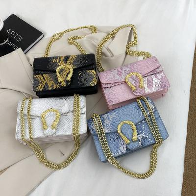 China PORTABLE Women Bag 2023 New Fashion Retro Bacchian Bag Snakeskin Pattern Cross-body Shoulder Simple Single Chain Bag for sale