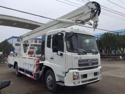 Chine Équipez le camion hydraulique de plate-forme de travail aérien d'ascenseur avec le rayon maximum d'opération de 360° 5.7m à vendre