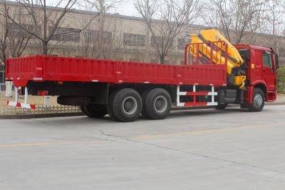 Cina Camion pesante rosso del carico della gru 6.3T 8T 10T 12T del camion/XCMG della gru di Sinotruk Howo in vendita